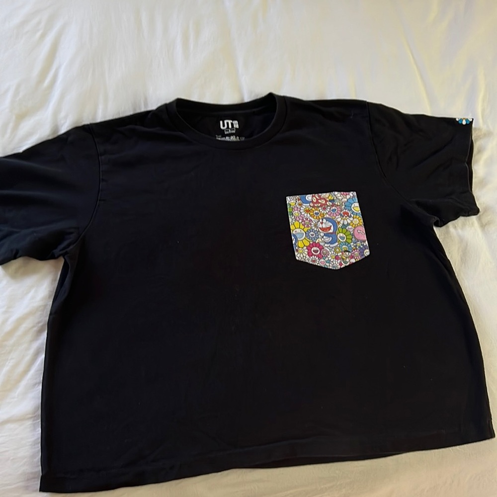 Uniqlo x Murakami x Doremon T- shirt (rare!)